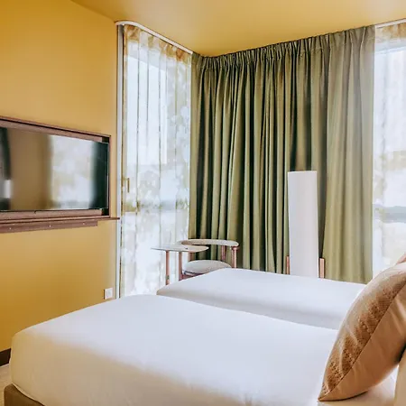 Otel Sangha 3*